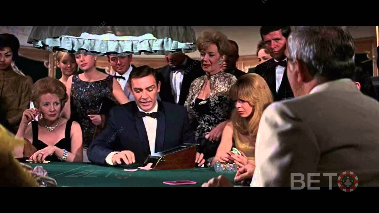 James Bond spelar Baccarat