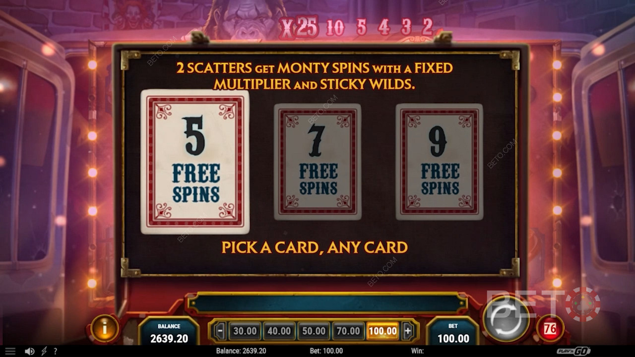 Visa antalet Monty Spins genom att välja ett kort.