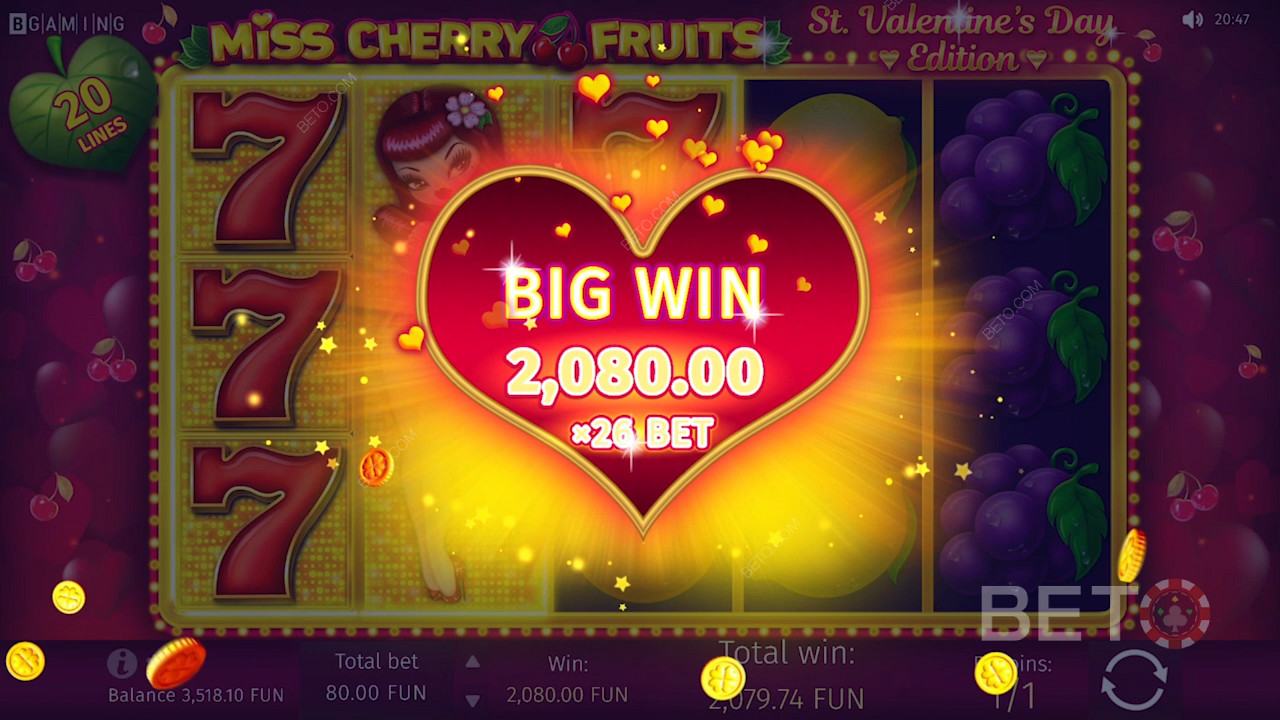 Vinnande av ett stort pris i Miss Cherry Fruits
